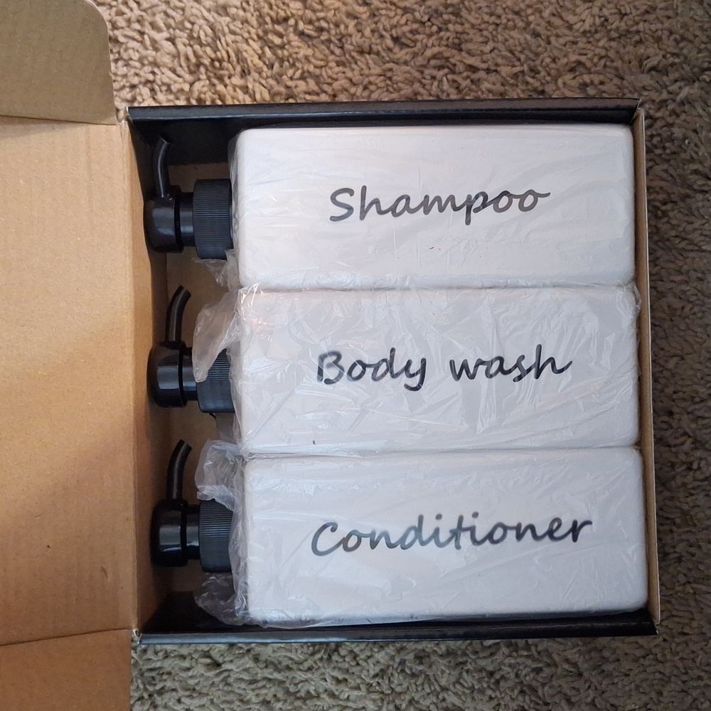 NIB Didroom White Shampoo, Body Wash, and Conditioner Dispenser Set - Picture 4 of 5